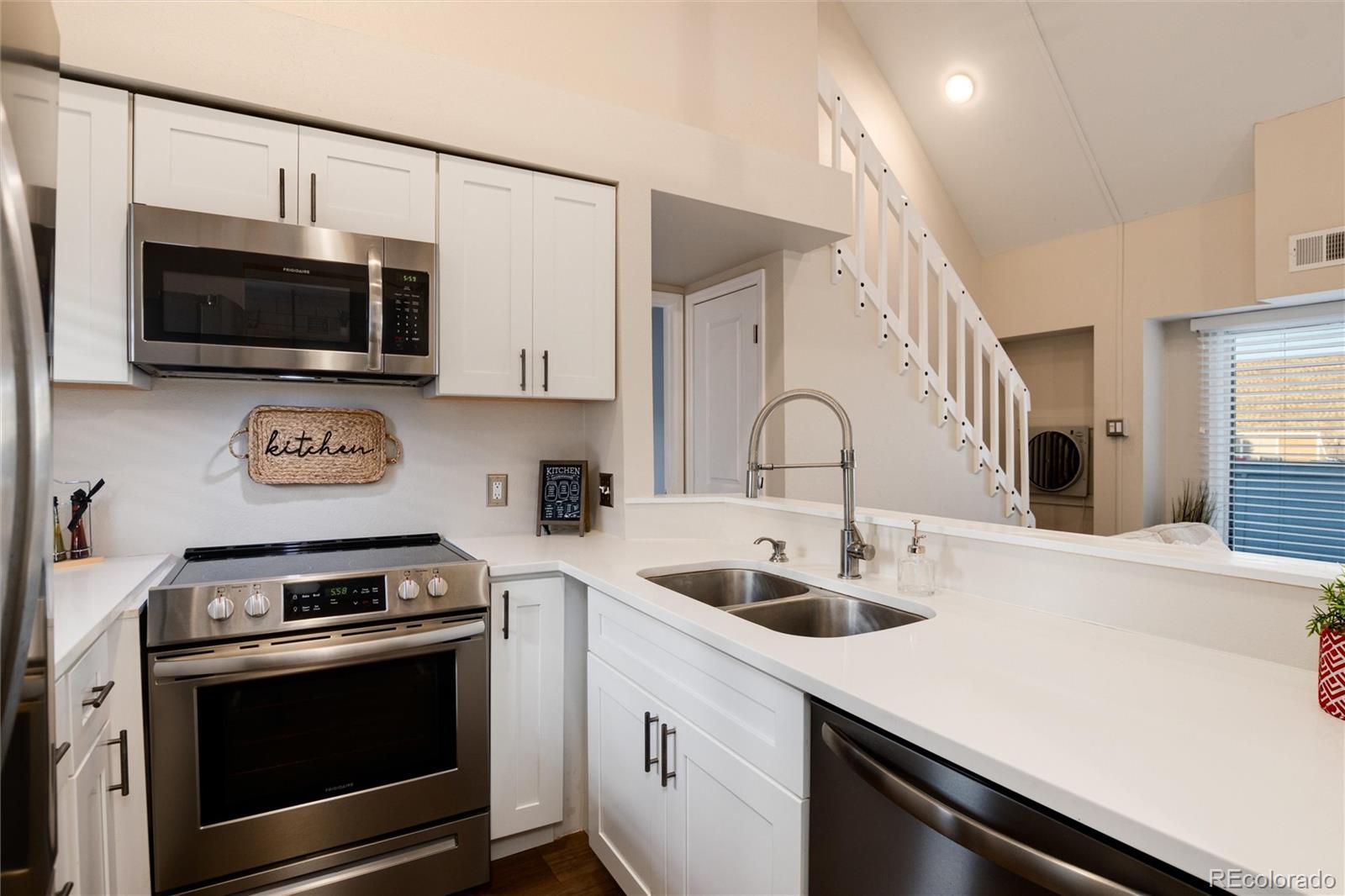 5250 S Huron Way Unit: 10-310