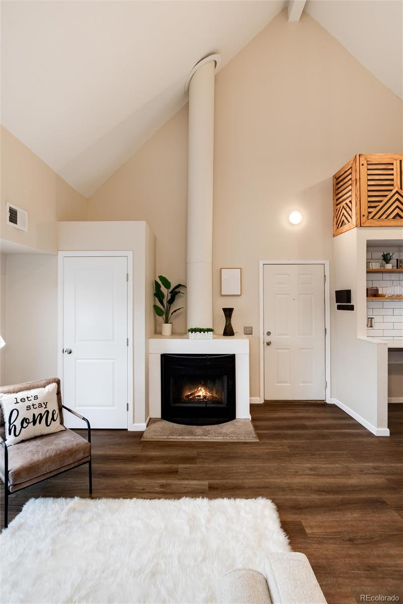 5250 S Huron Way Unit: 10-310