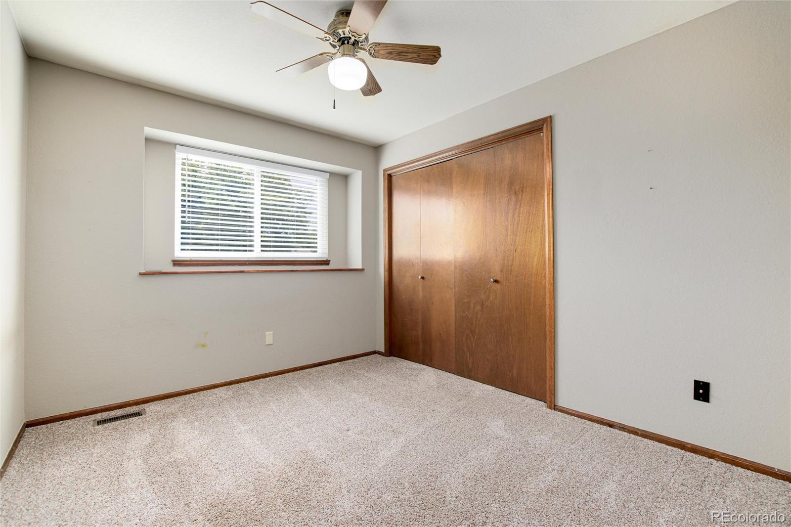 11069 W Walker Drive