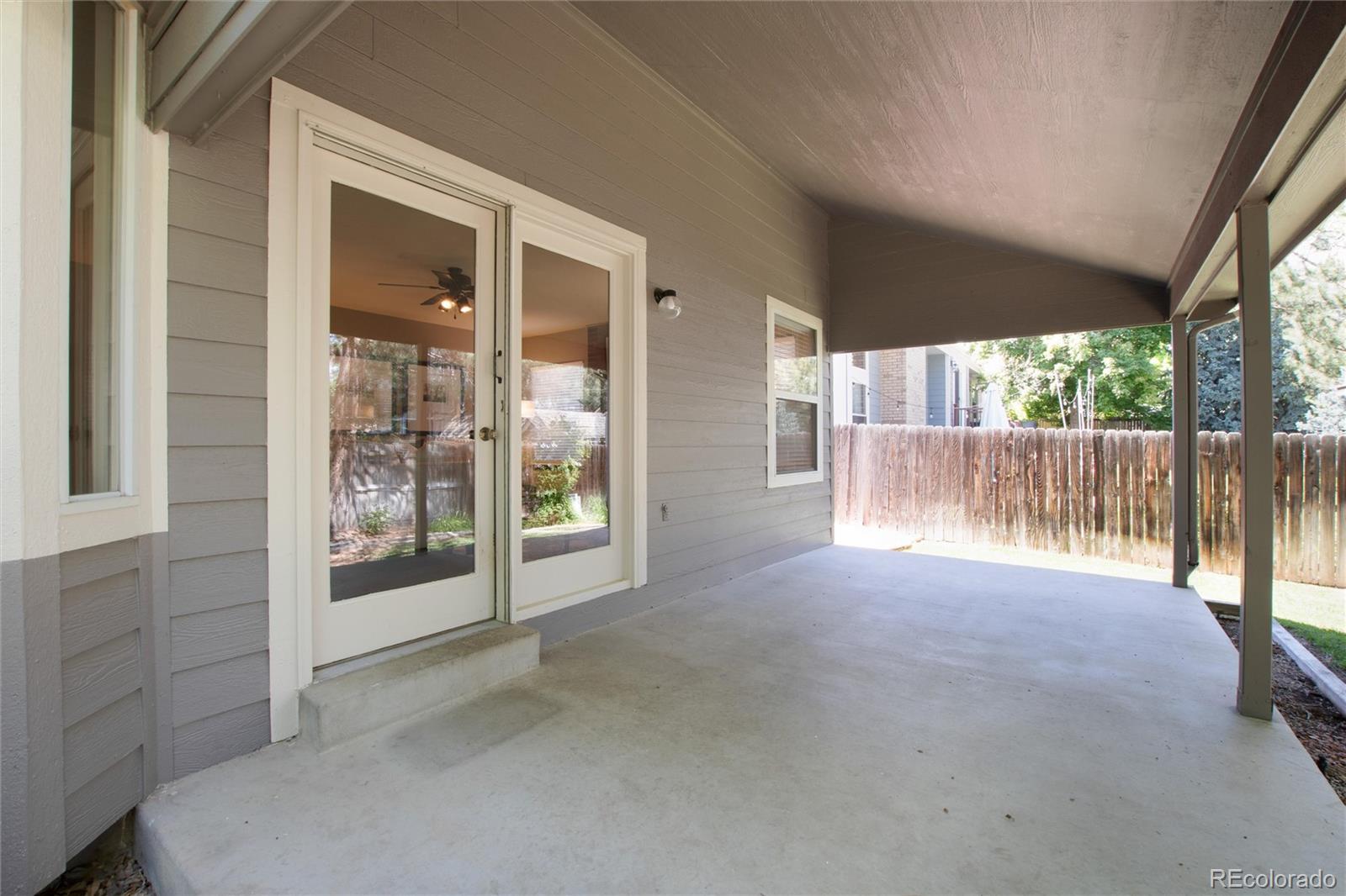 11069 W Walker Drive