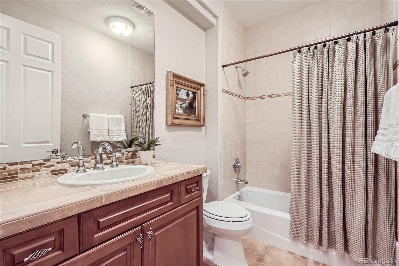 8564 W Quarto Avenue