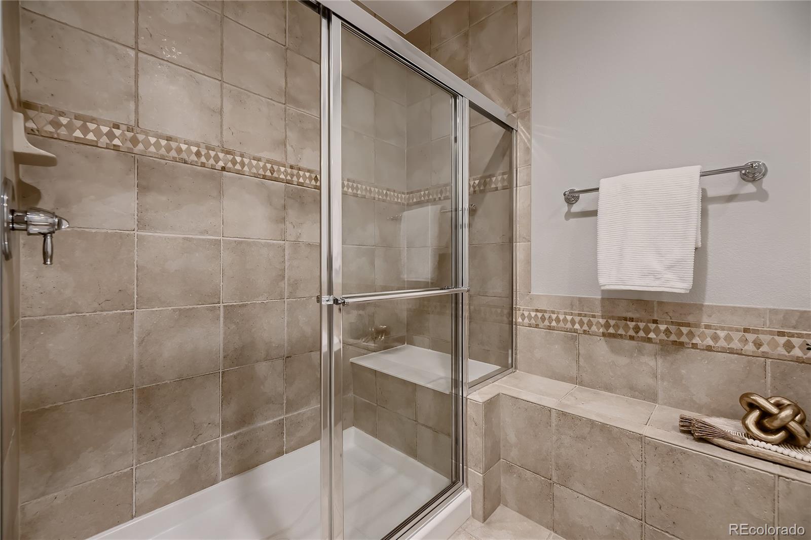 8564 W Quarto Avenue