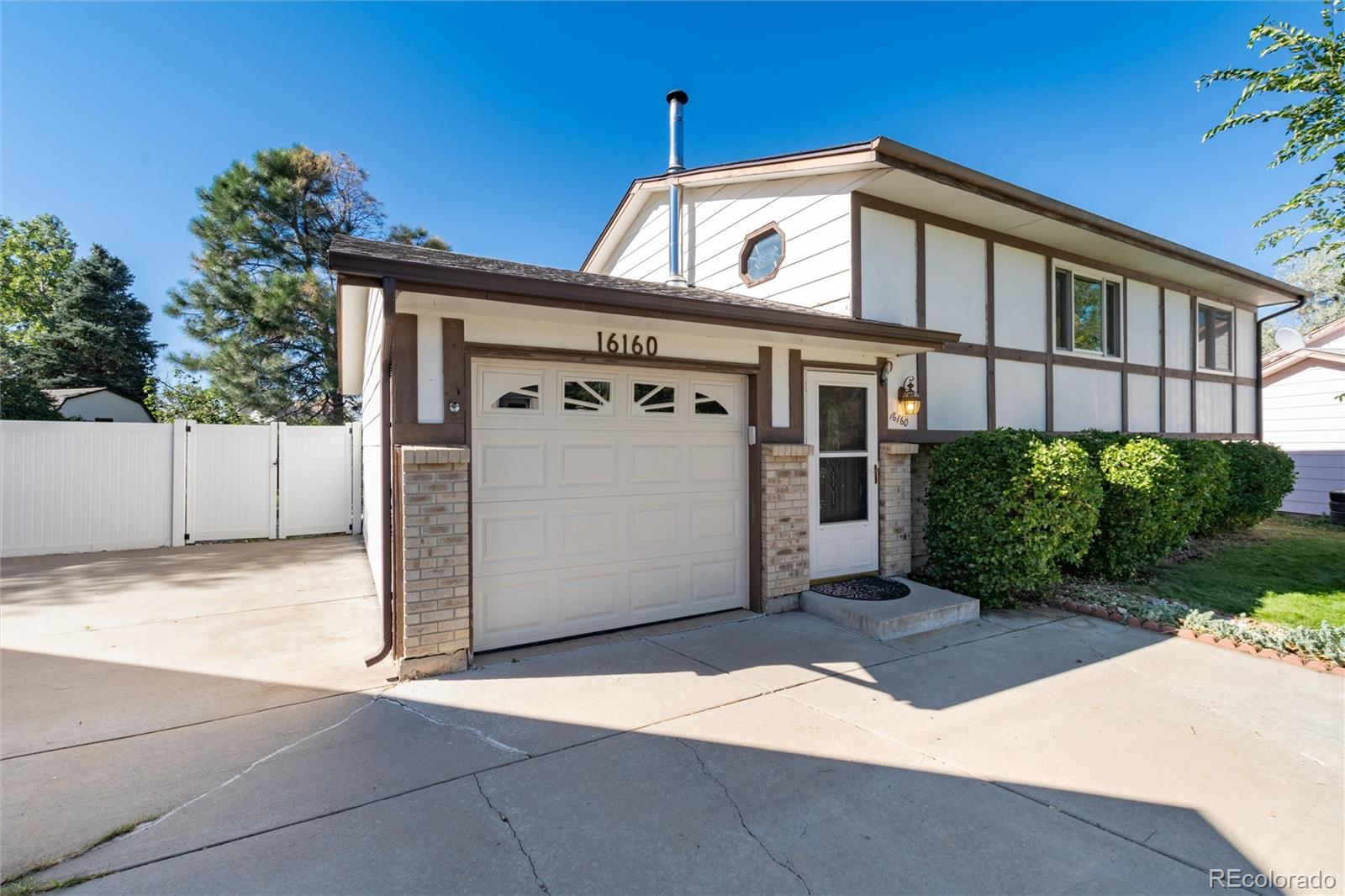 16160 E Montana Place