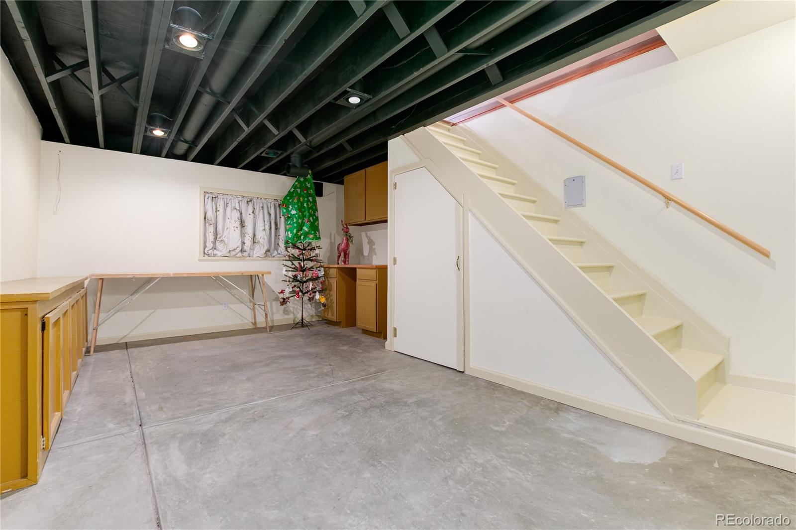 7411 S Clermont Drive