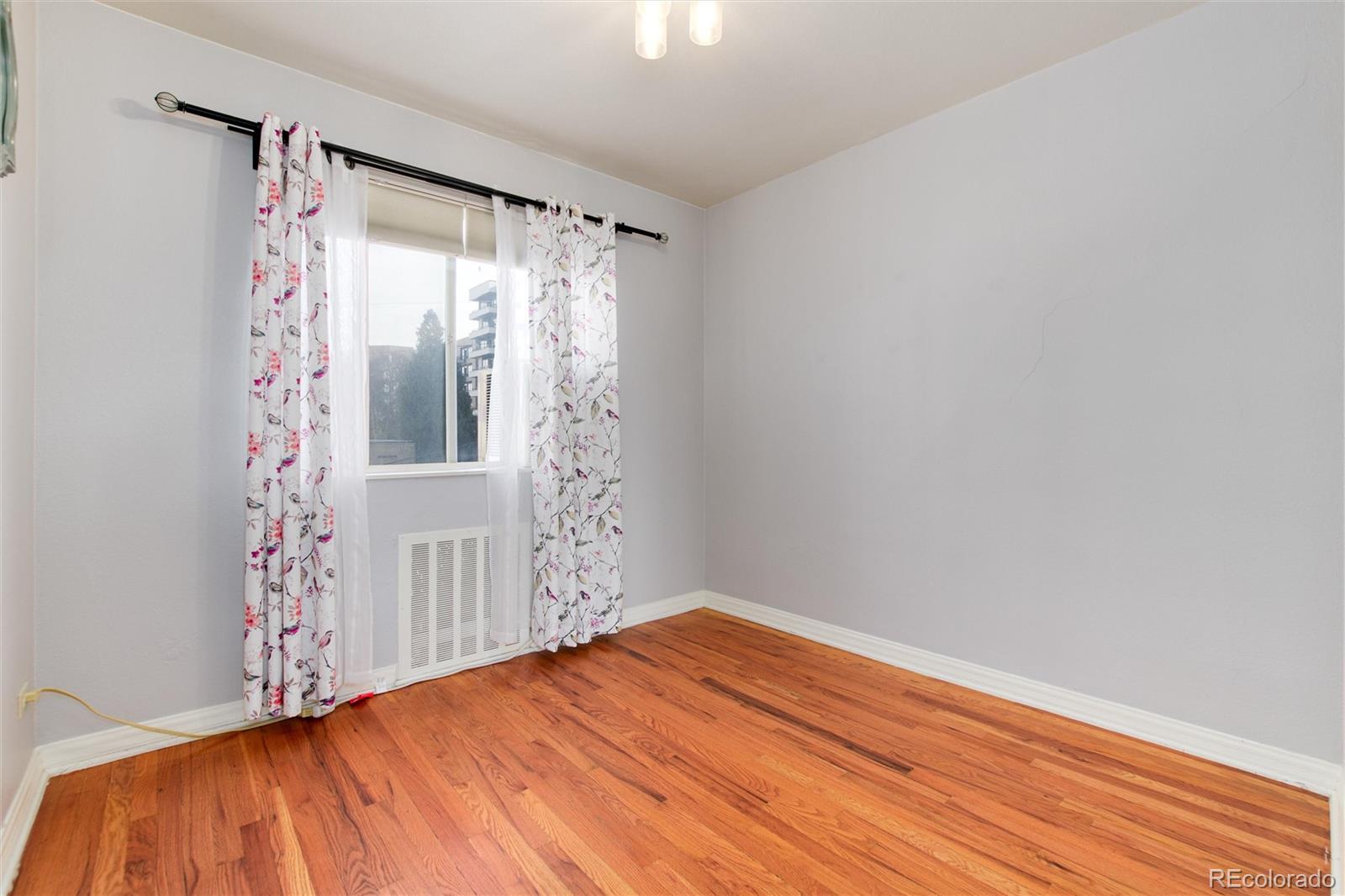 1100 Colorado Boulevard Unit: 303