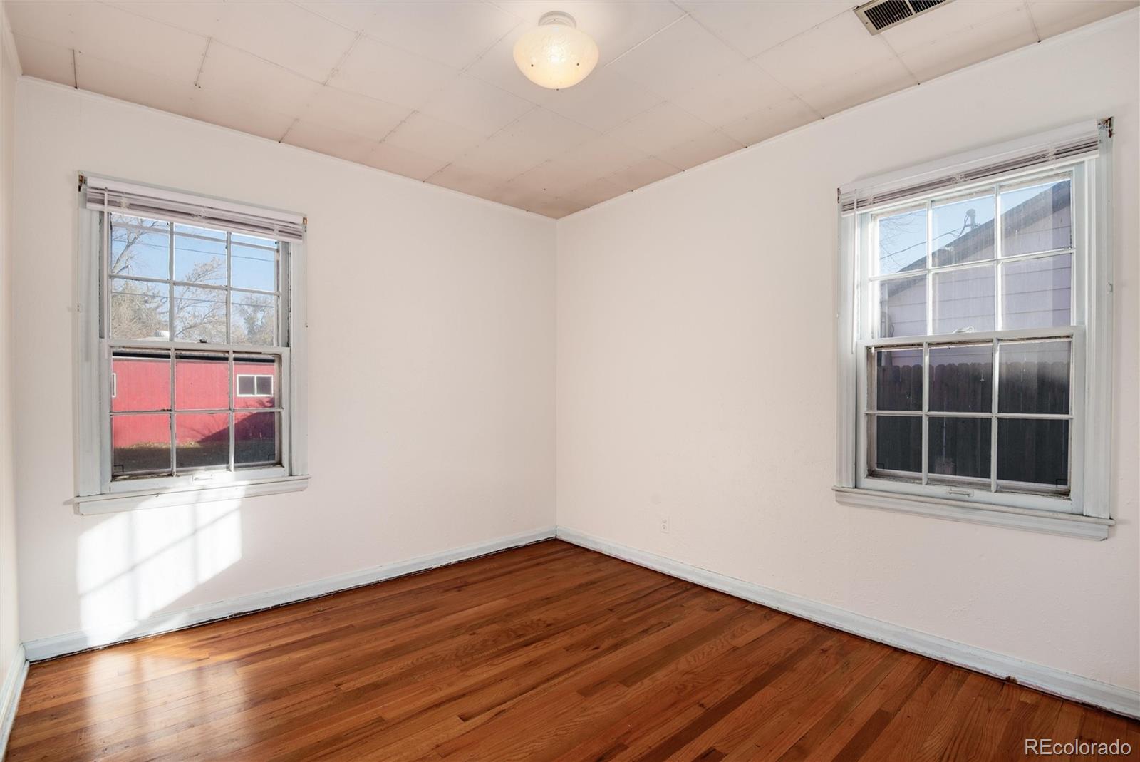 4580 S Pennsylvania Street