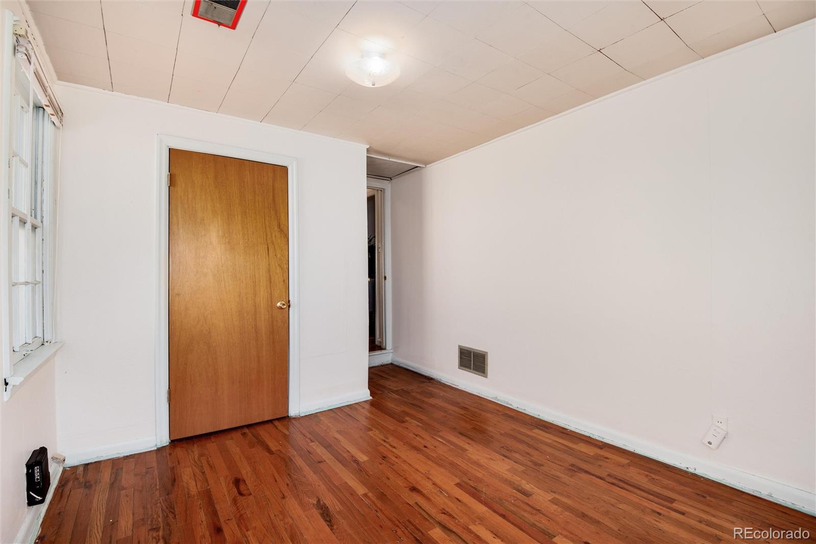 4580 S Pennsylvania Street