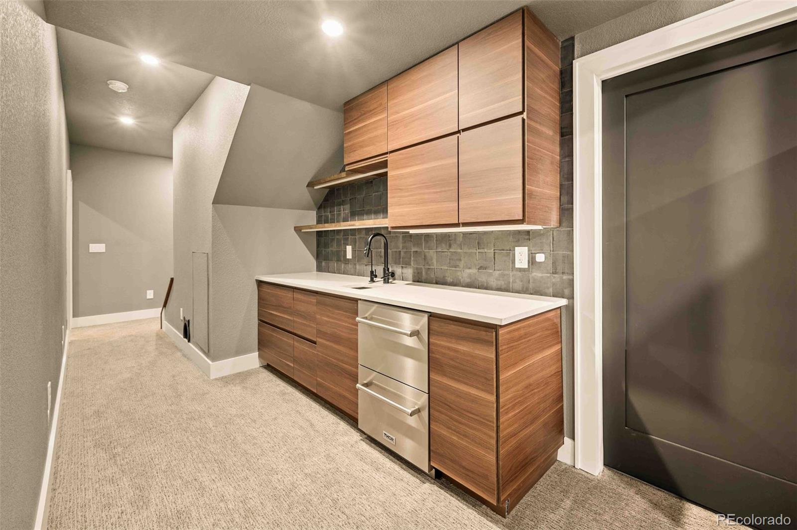 8378 Arapahoe Peak Street