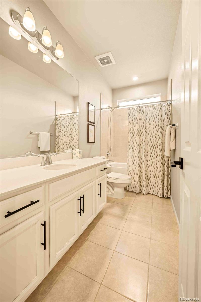 8378 Arapahoe Peak Street