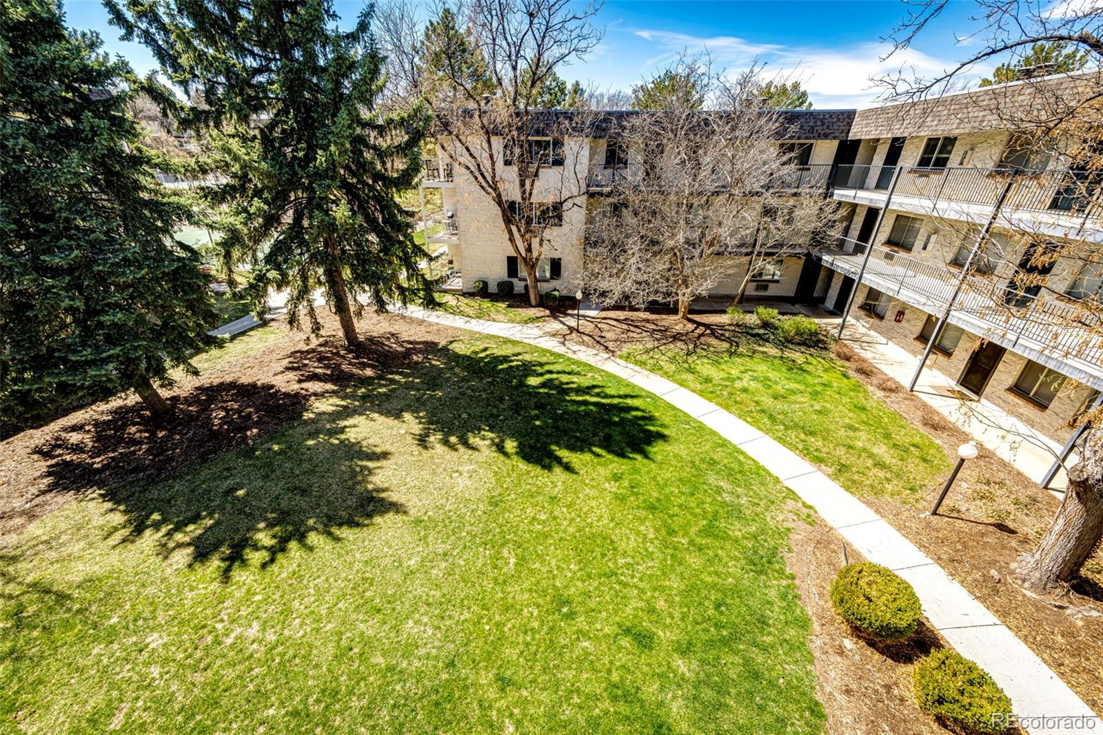 2225 S Jasmine Street Unit: 308