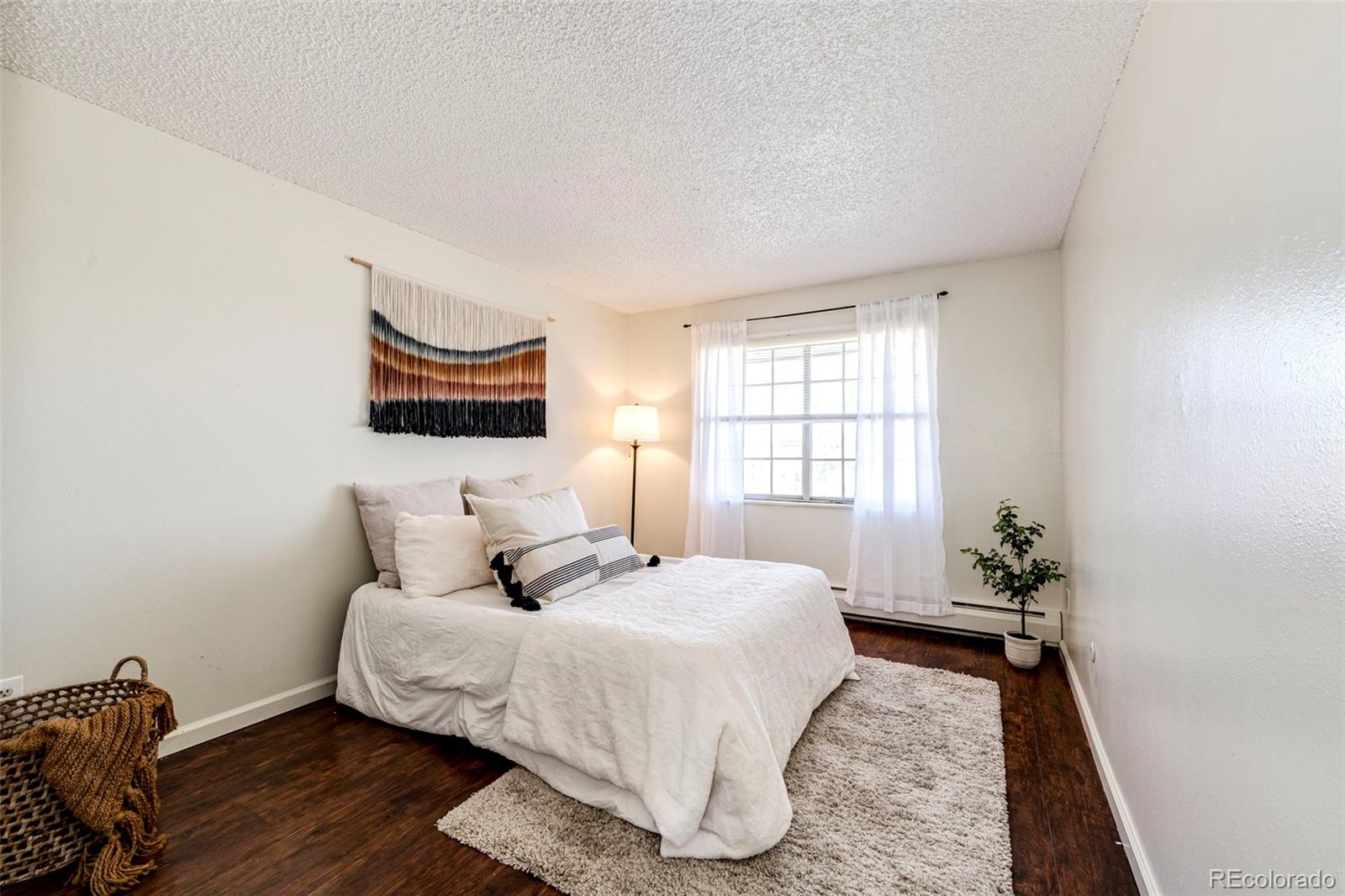 2225 S Jasmine Street Unit: 308