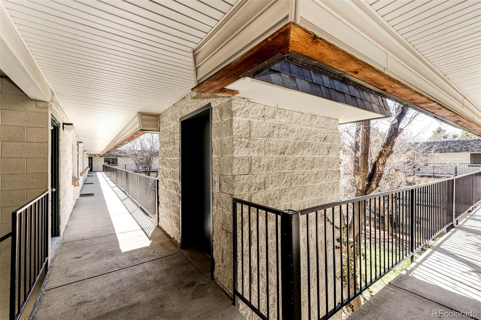 2225 S Jasmine Street Unit: 308