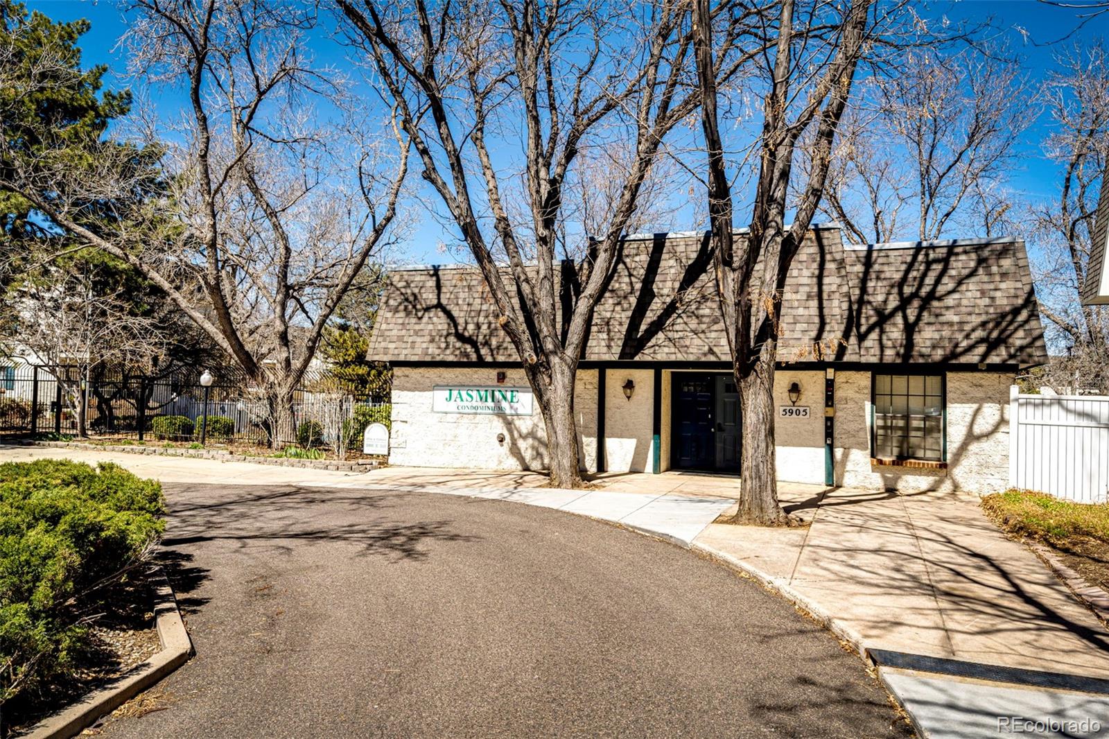 2225 S Jasmine Street Unit: 308