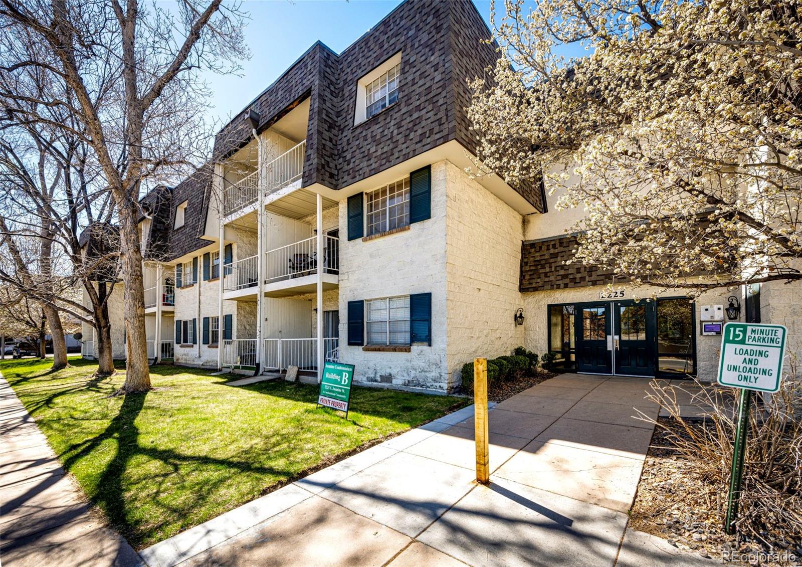 2225 S Jasmine Street Unit: 308