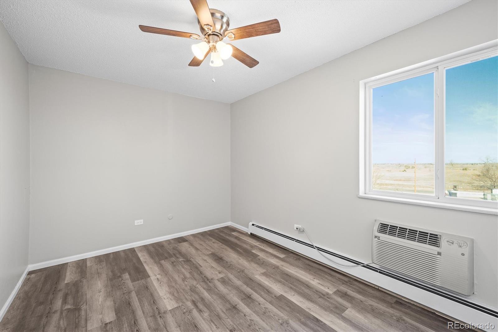 495 S Dayton Street Unit: 1D