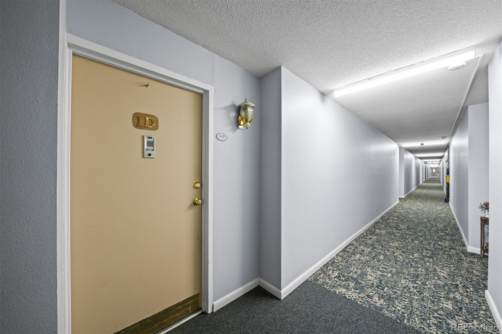 495 S Dayton Street Unit: 1D