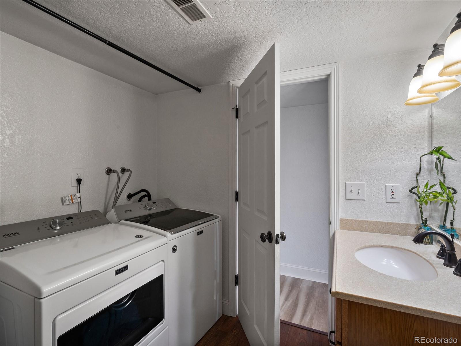 19577 E Purdue Place