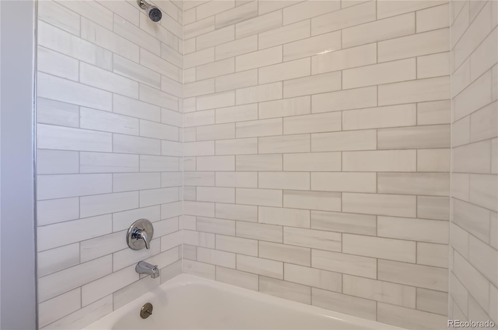 4912 S Galapago Street