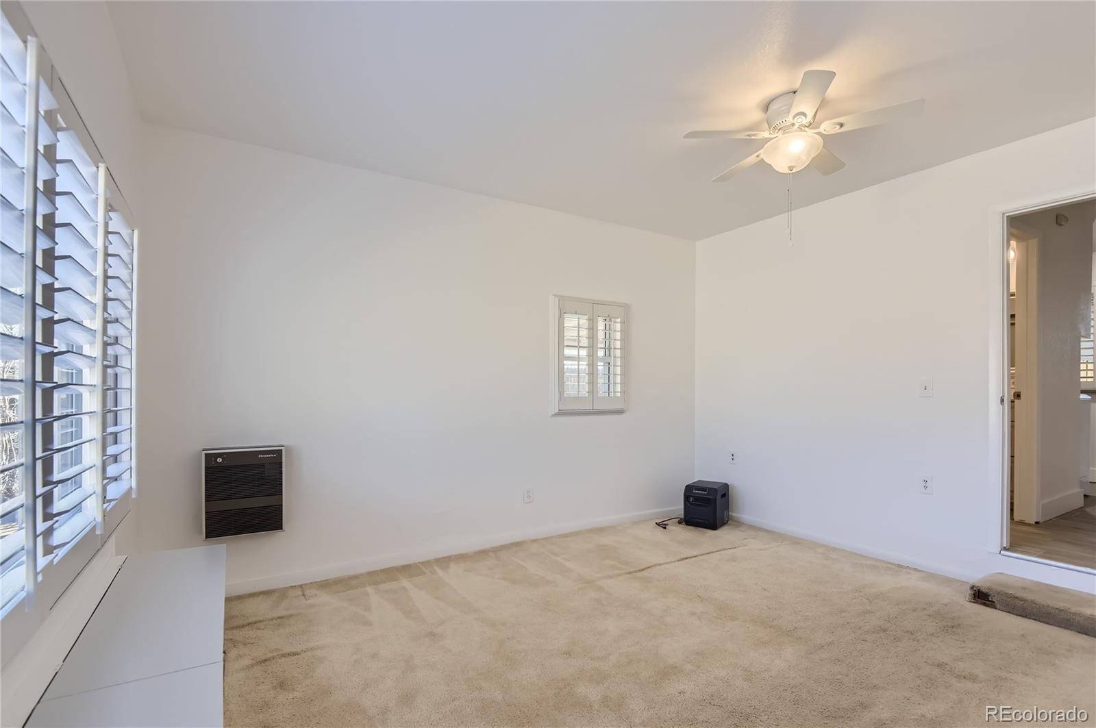 4912 S Galapago Street