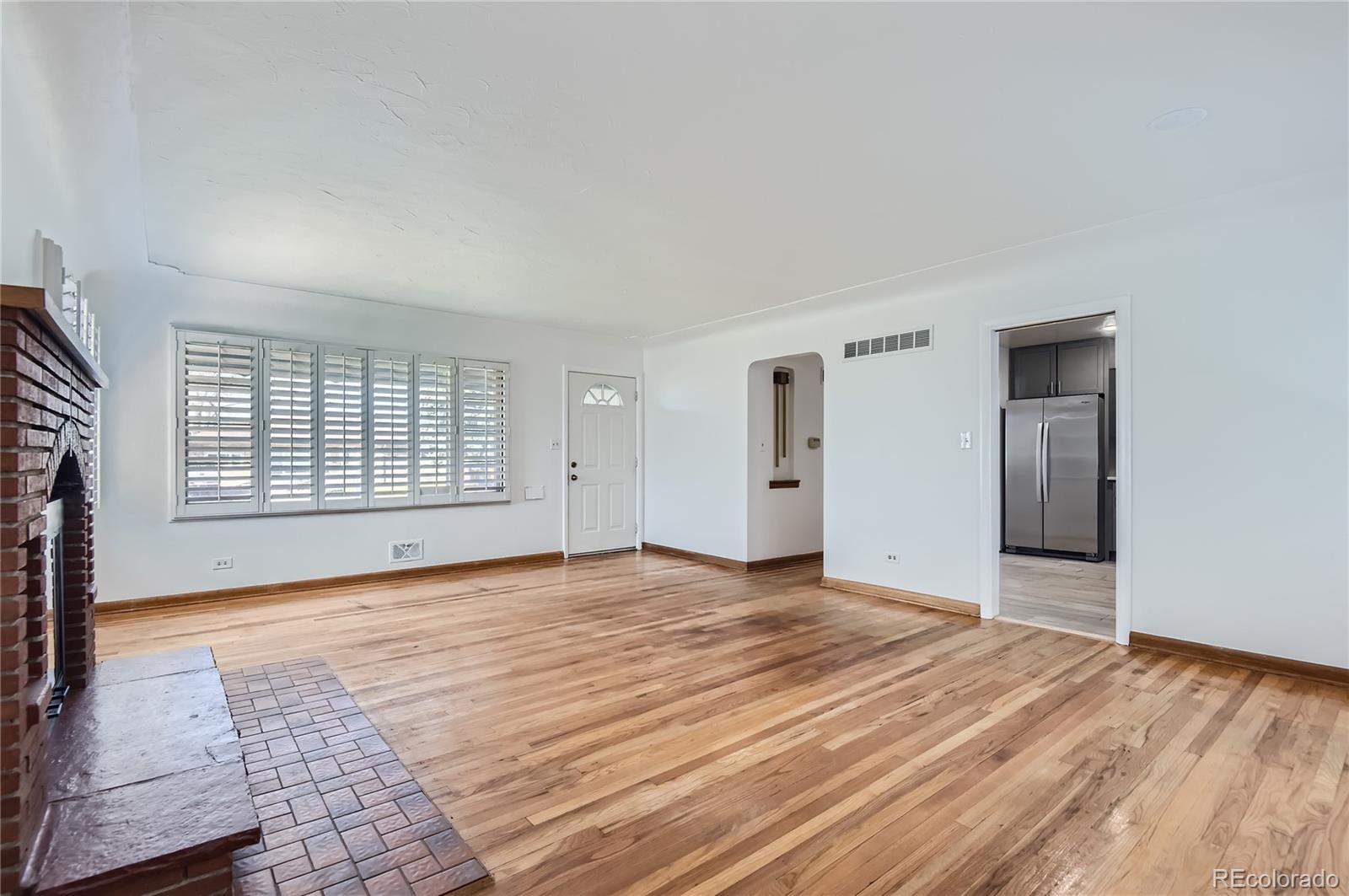 4912 S Galapago Street