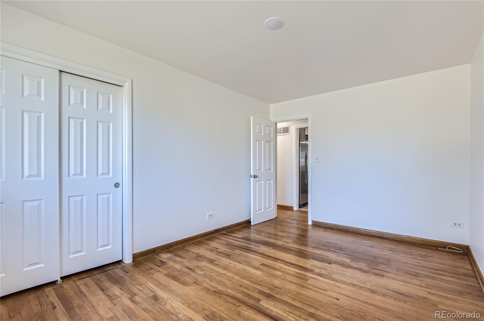 4912 S Galapago Street