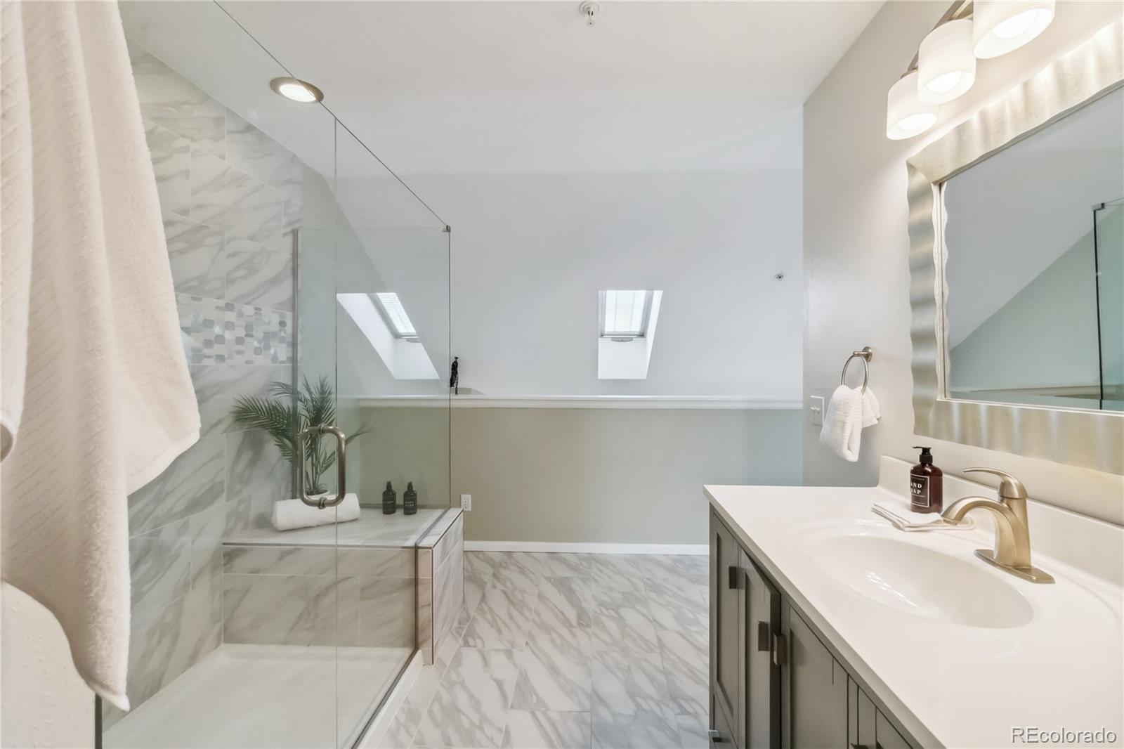 10550 W Jewell Avenue Unit: 301