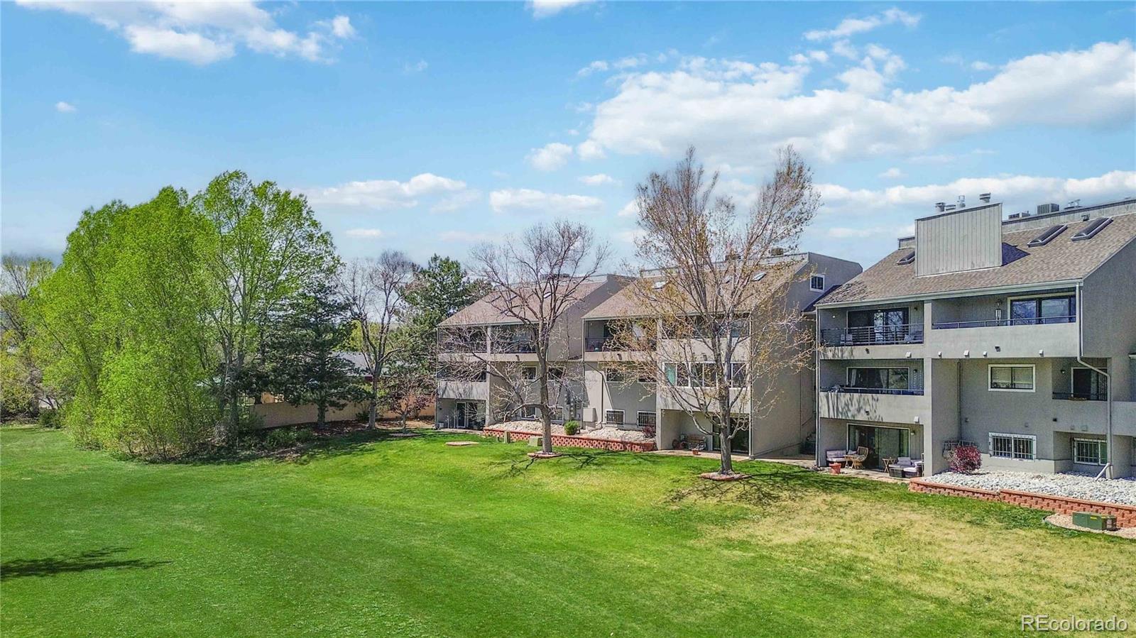10550 W Jewell Avenue Unit: 301