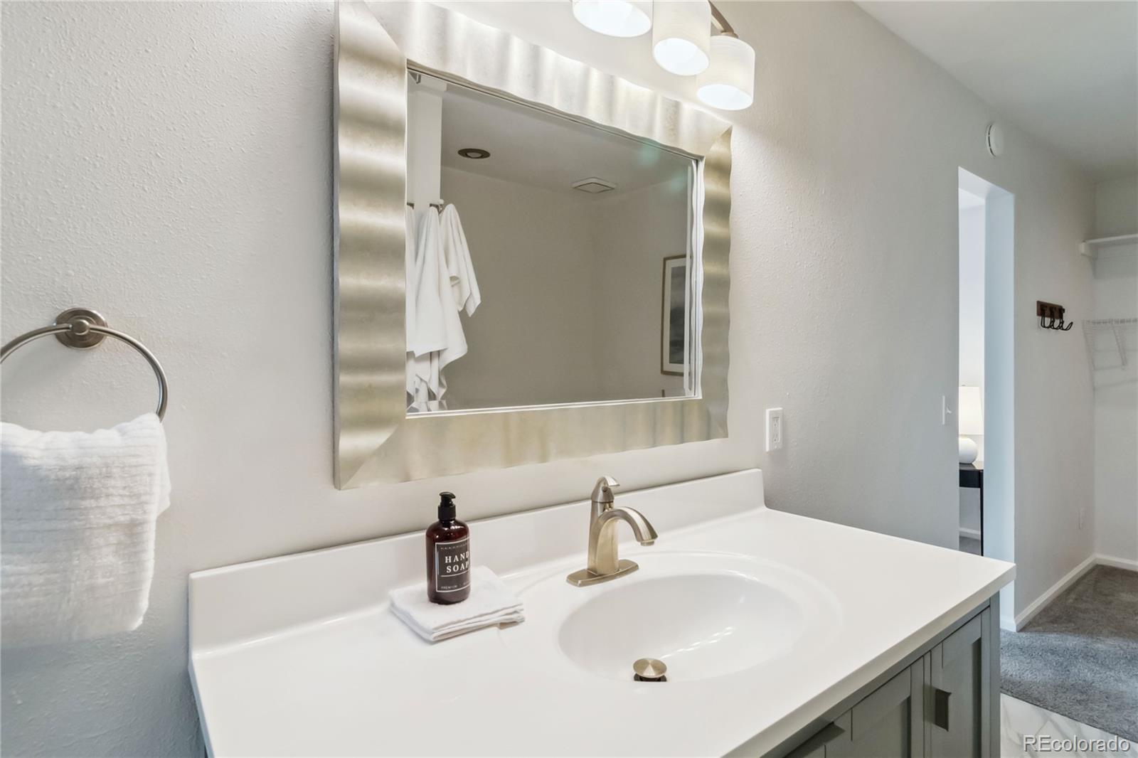 10550 W Jewell Avenue Unit: 301