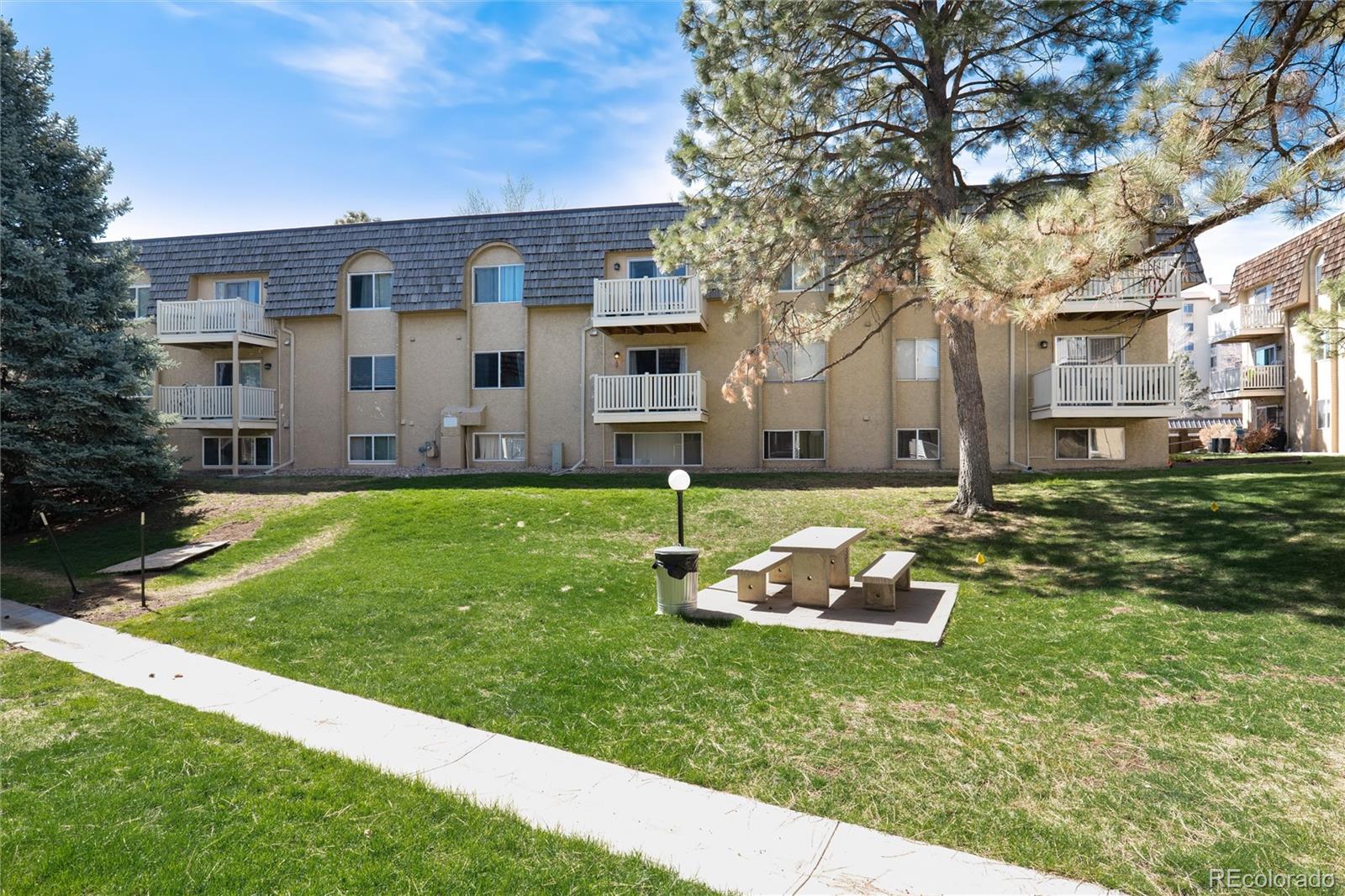 7615 E Quincy Avenue Unit: 202
