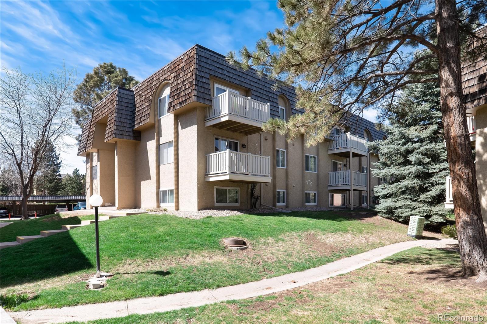 7615 E Quincy Avenue Unit: 202