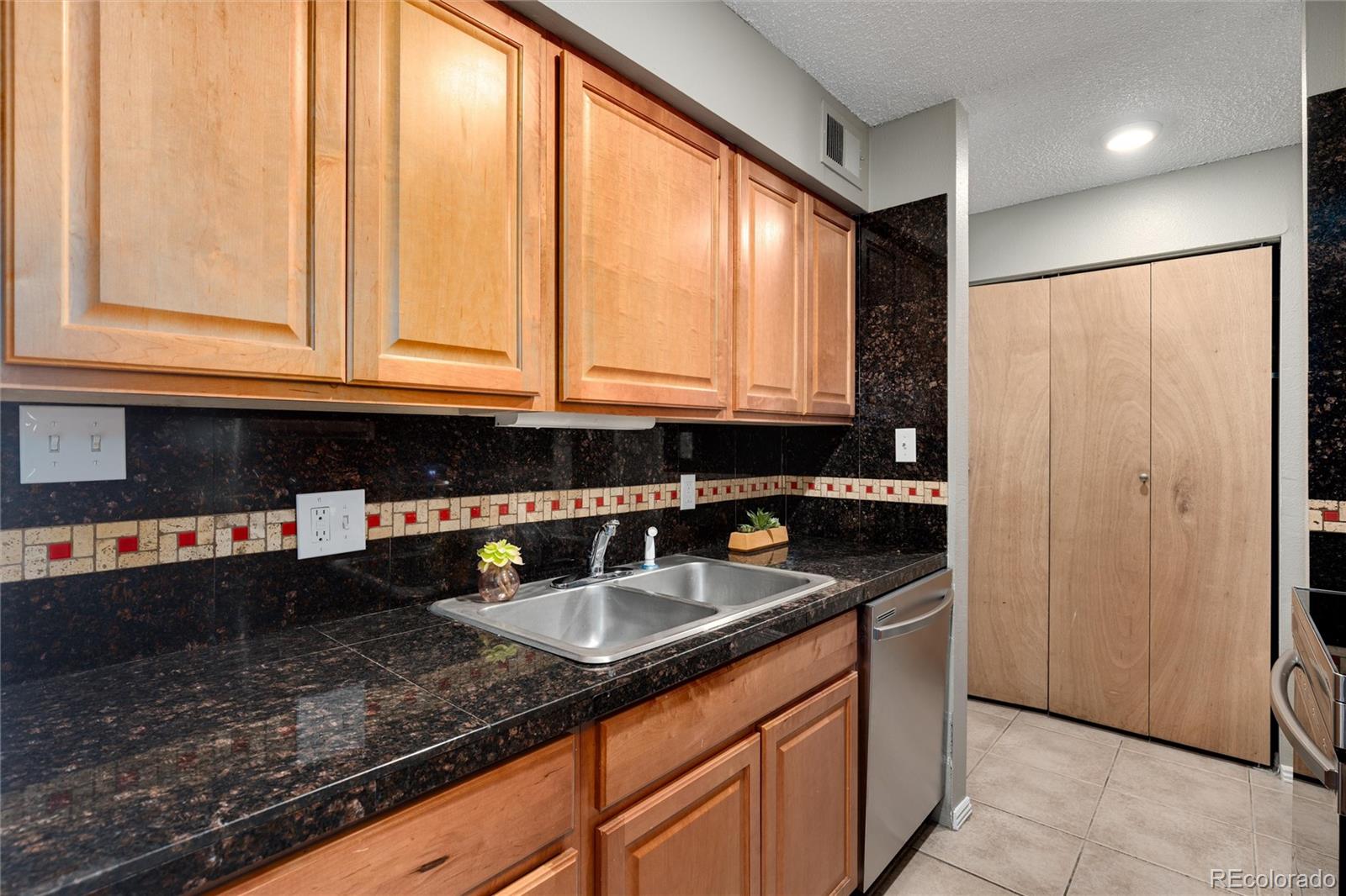 7615 E Quincy Avenue Unit: 202