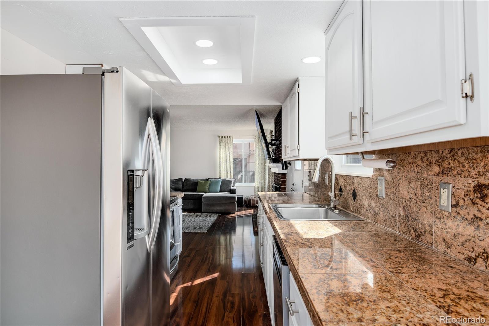 10113 W Caley Avenue