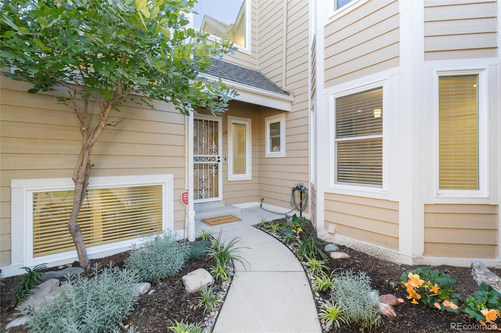 10000 E Yale Avenue Unit: 19