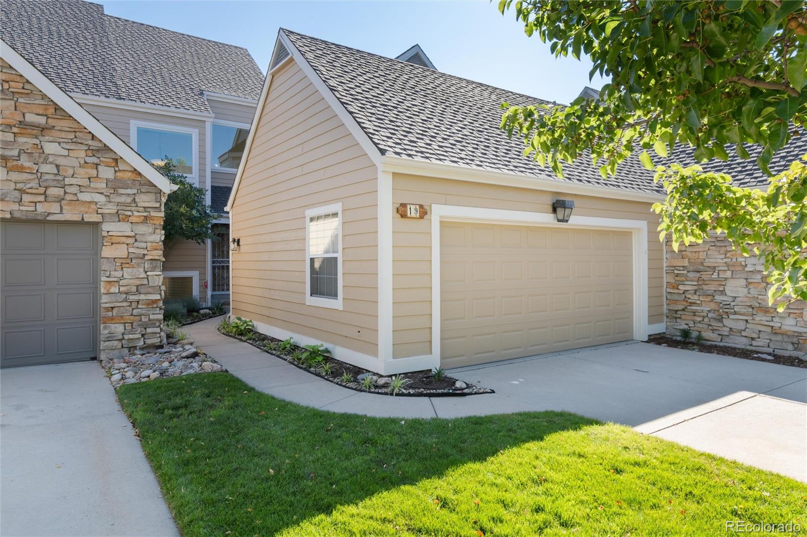 10000 E Yale Avenue Unit: 19