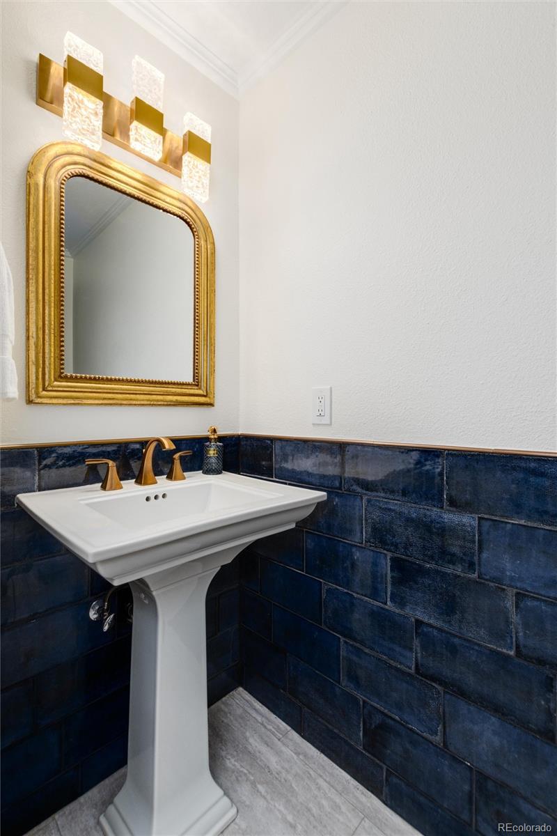 10000 E Yale Avenue Unit: 19