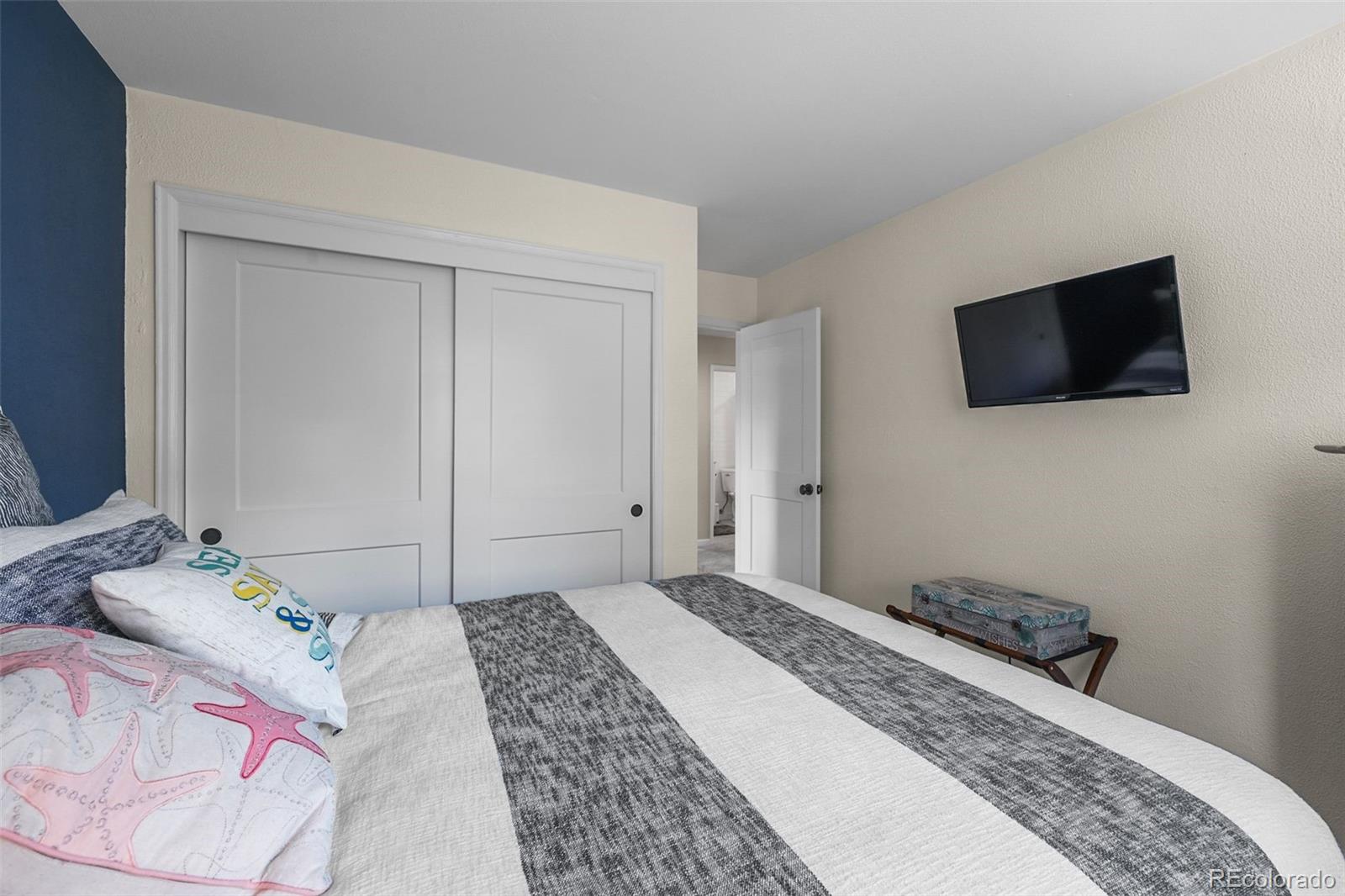 10743 W Turtle Mountain