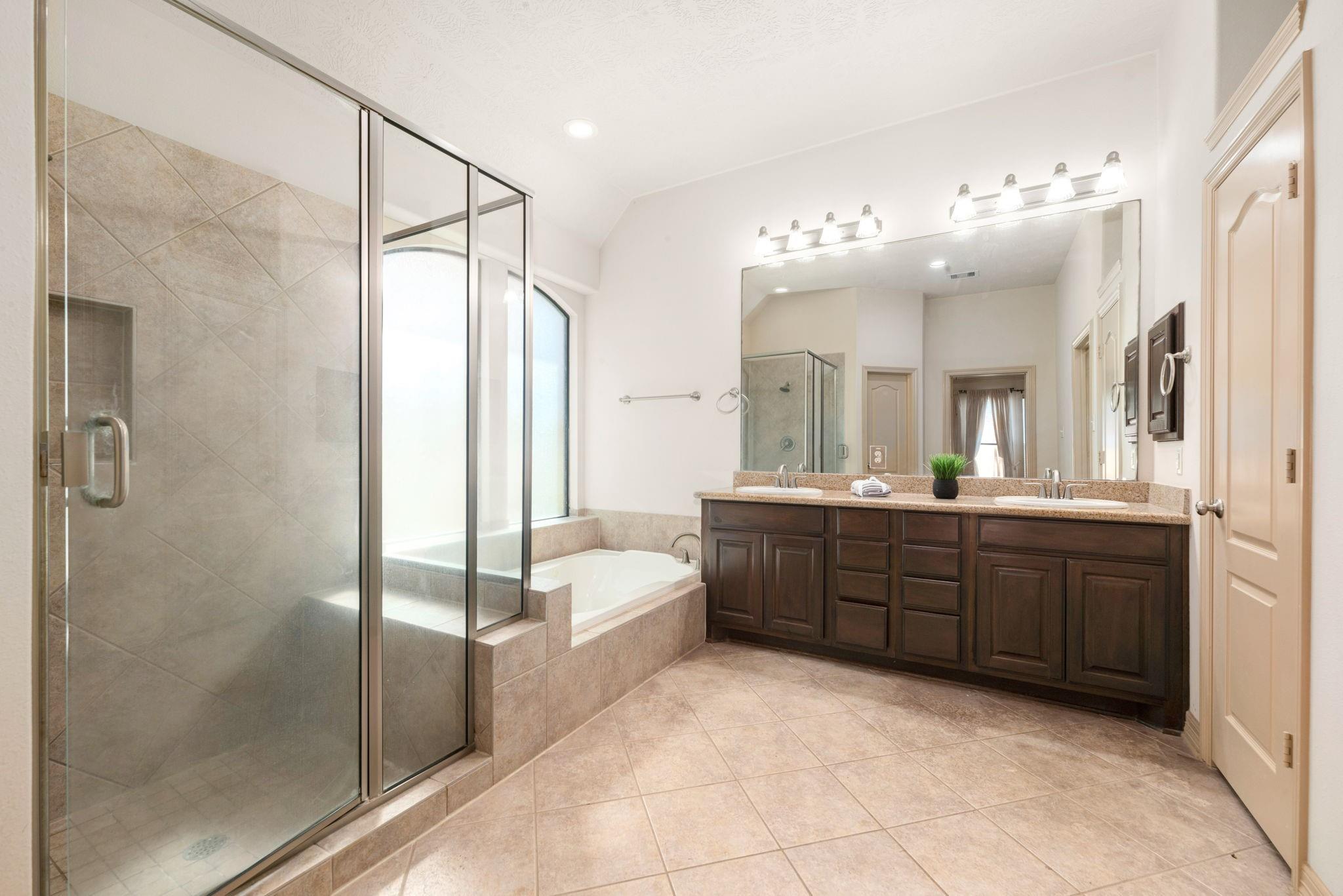 4430 Red Oak Grove Court