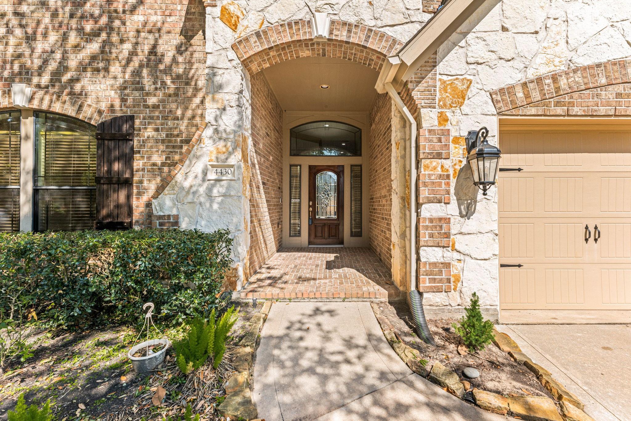 4430 Red Oak Grove Court
