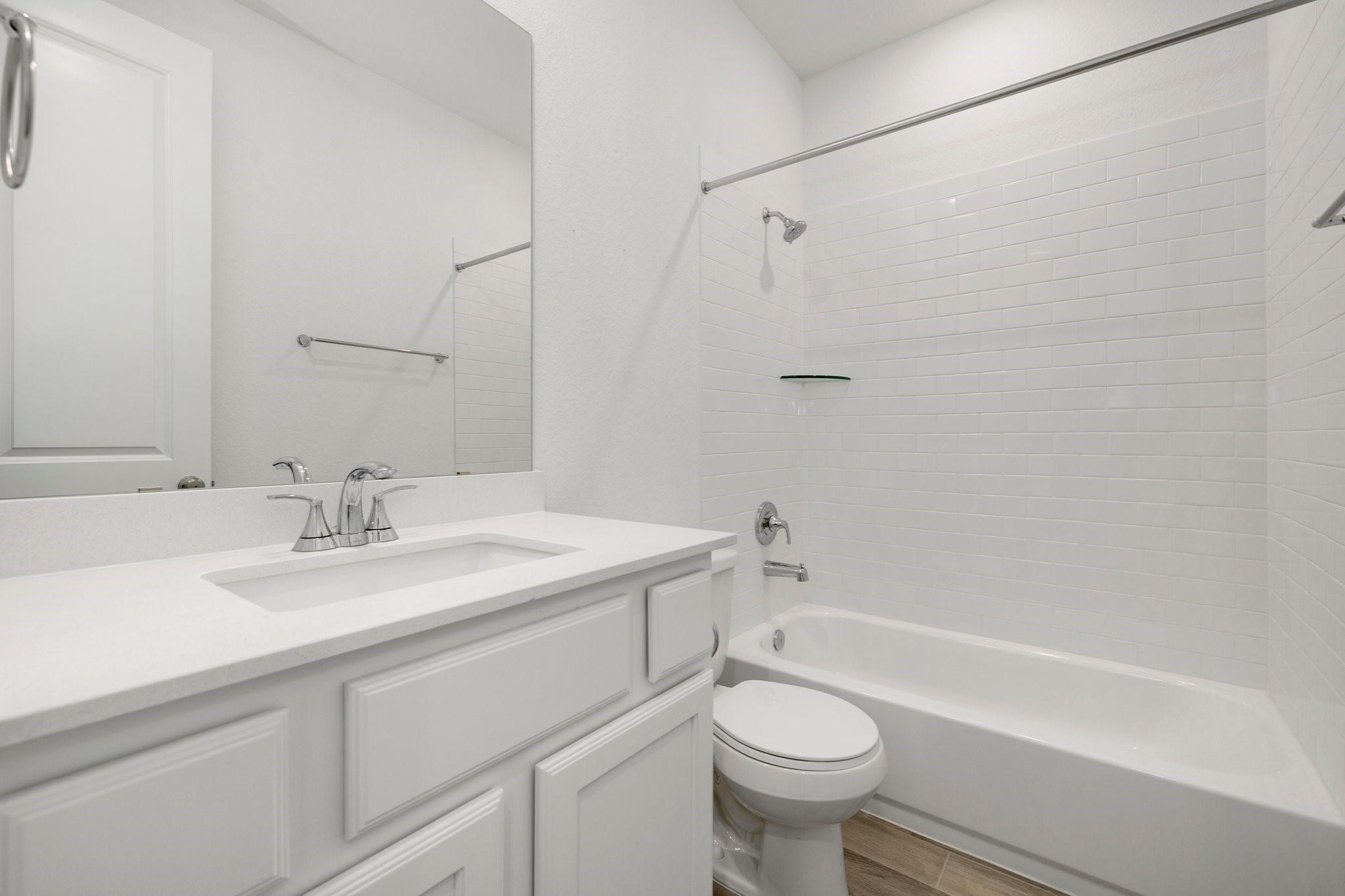 997 Newport Creek Dr