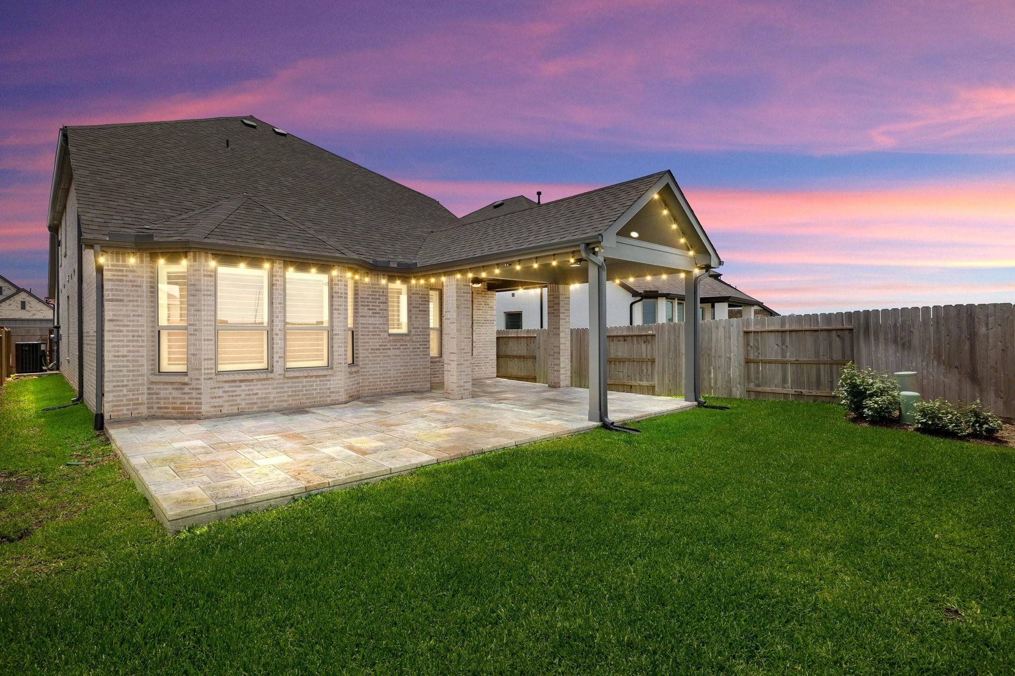 997 Newport Creek Dr