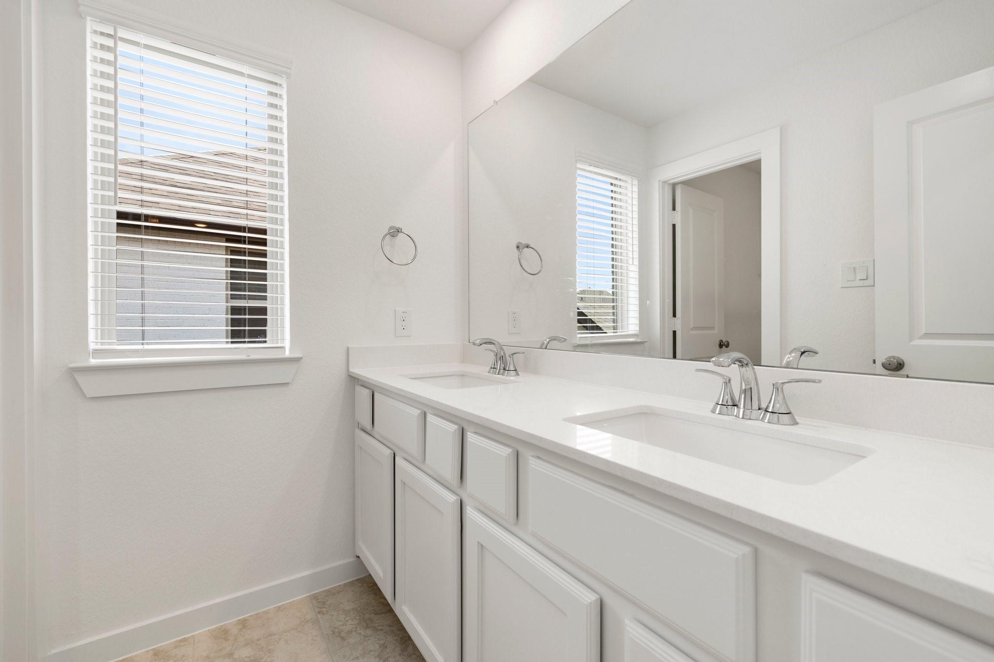 997 Newport Creek Dr