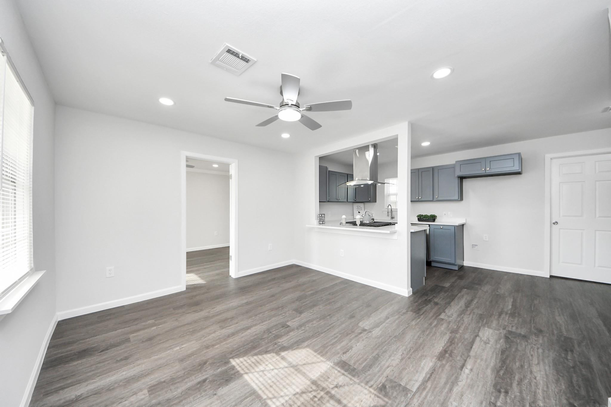 6511 Mohawk Street
