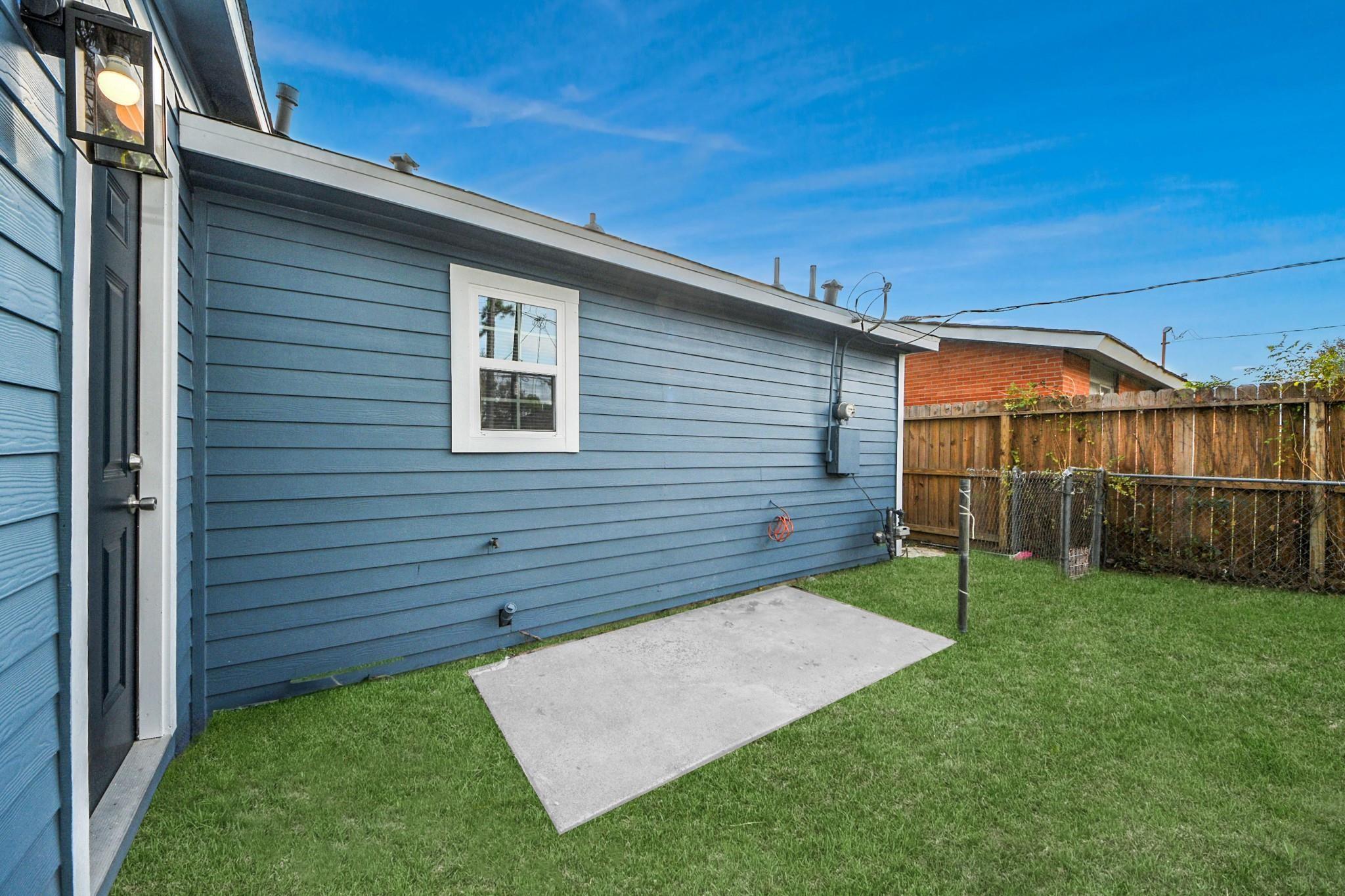 6511 Mohawk Street