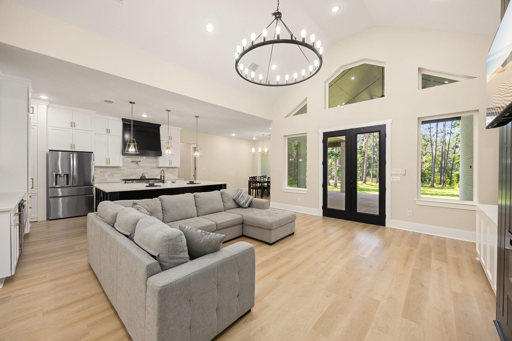 7321 Ponderosa Dr