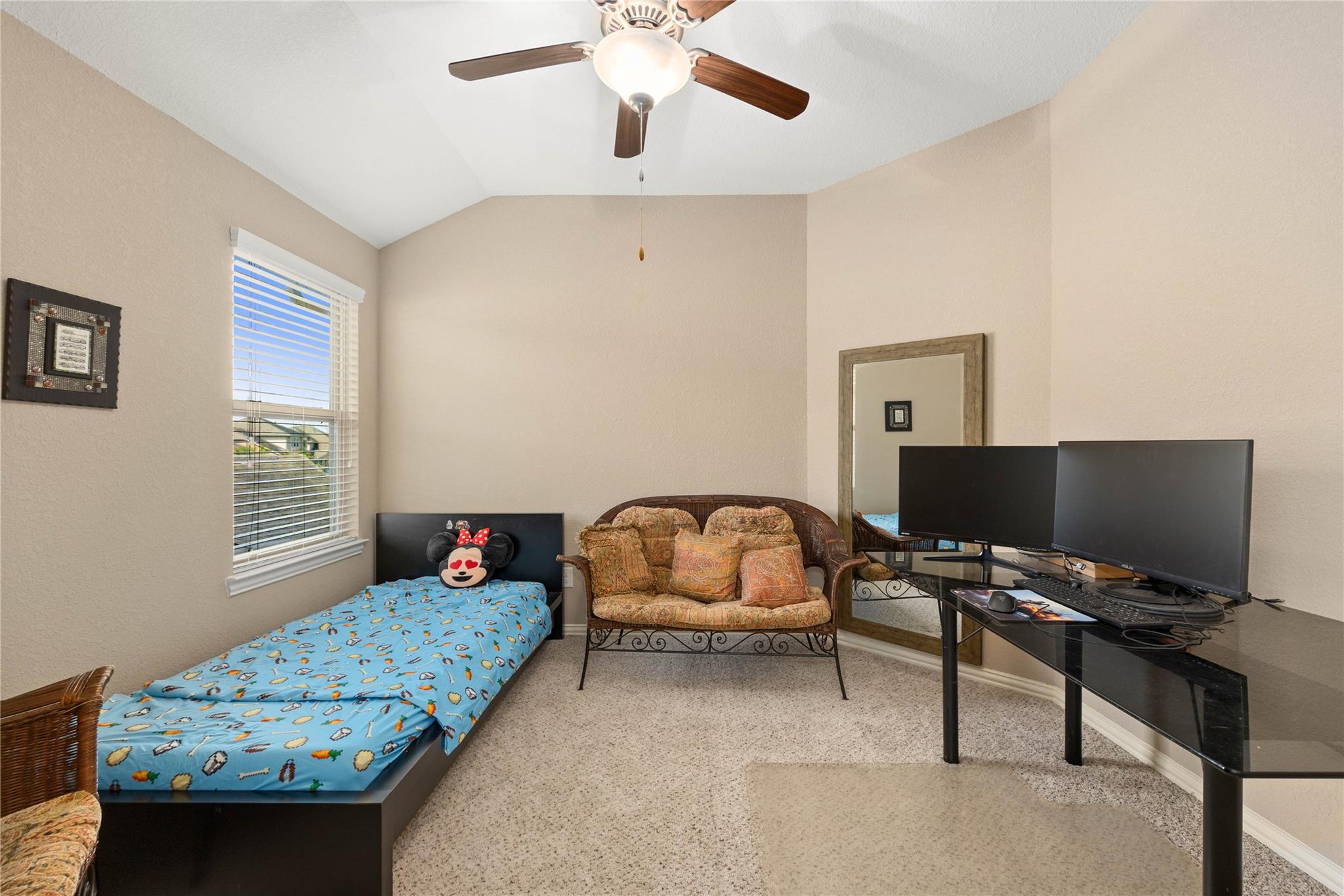 18707 Fox Kestrel Trail