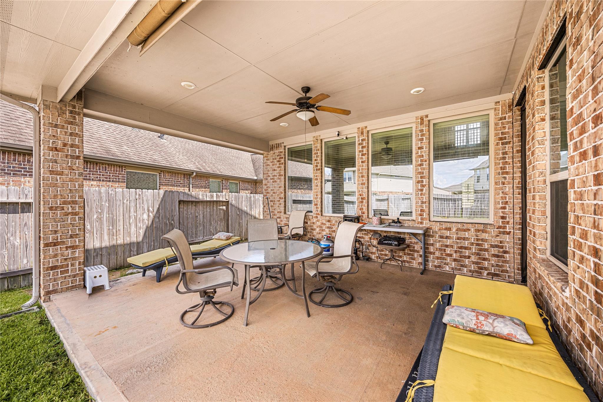 18707 Fox Kestrel Trail