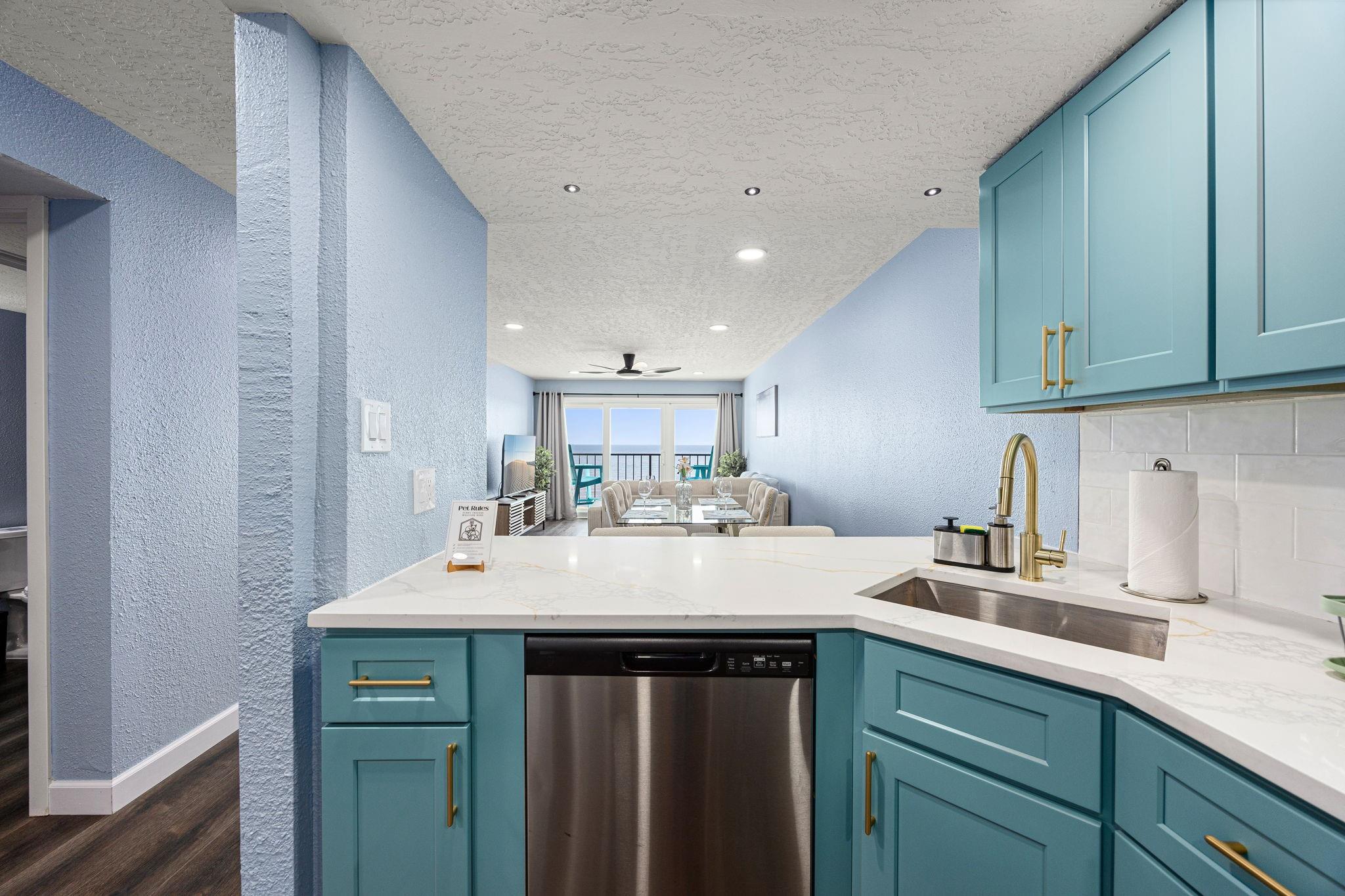 7310 Seawall Boulevard # 702