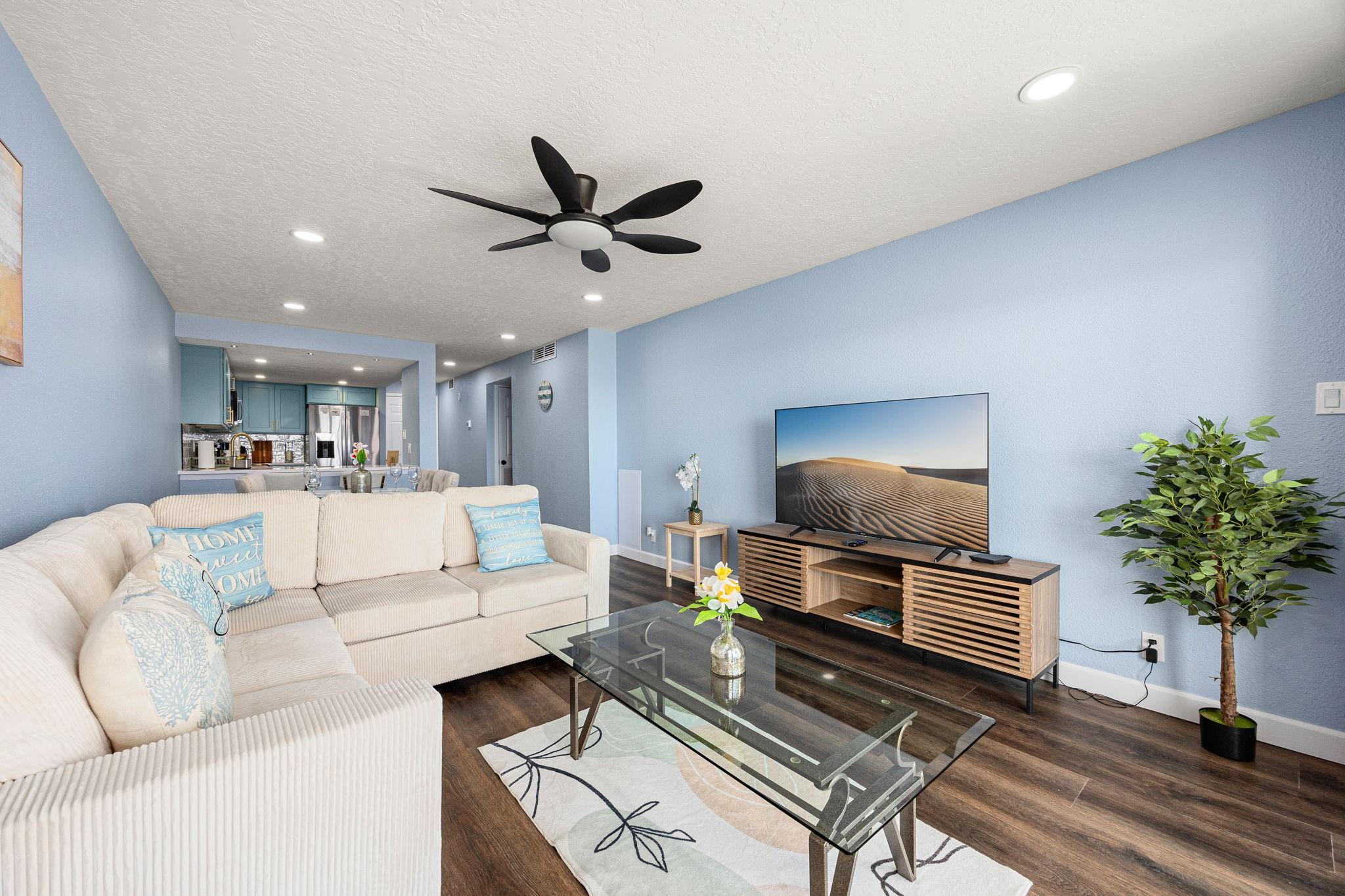 7310 Seawall Boulevard # 702