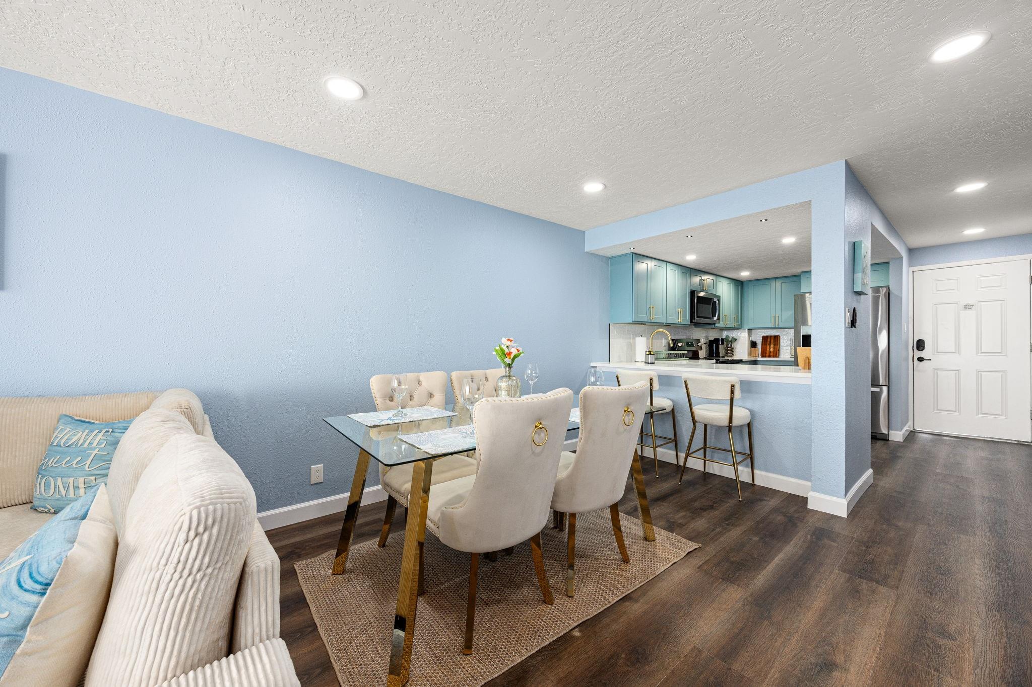 7310 Seawall Boulevard # 702