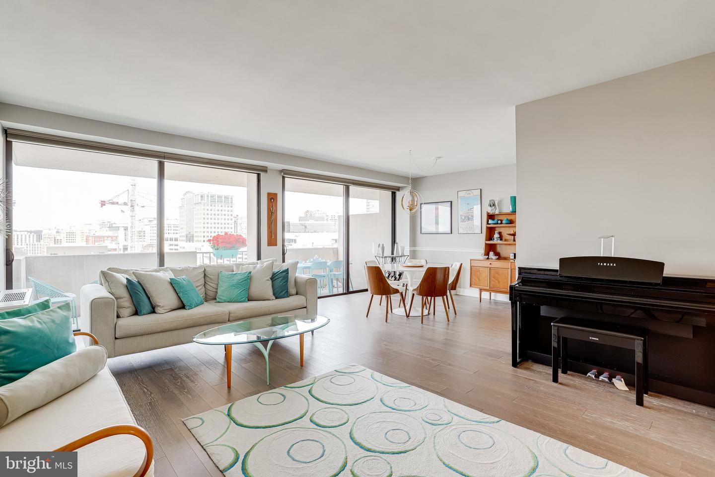 4141 N Henderson Road Unit: 1016